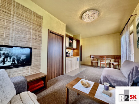 Apartmán 2+kk, Veľká Lomnica - Tatragolf Mountaun Resort, 2x balkón, výhľad na Tatry, LEN U NÁS!